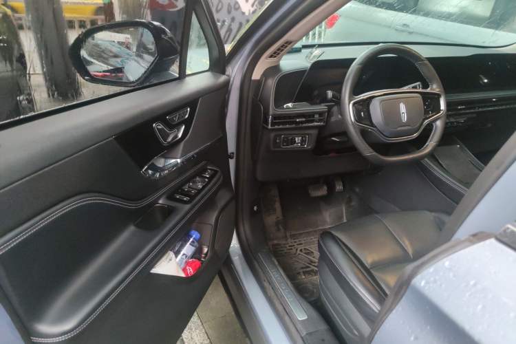 Used Lincoln Corsair 2023 2.0T Two-Wheel-Drive Luxury Edition