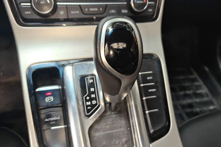 Used Geely Auto Emgrand GL 2017 1.3T DCT Luxury Model