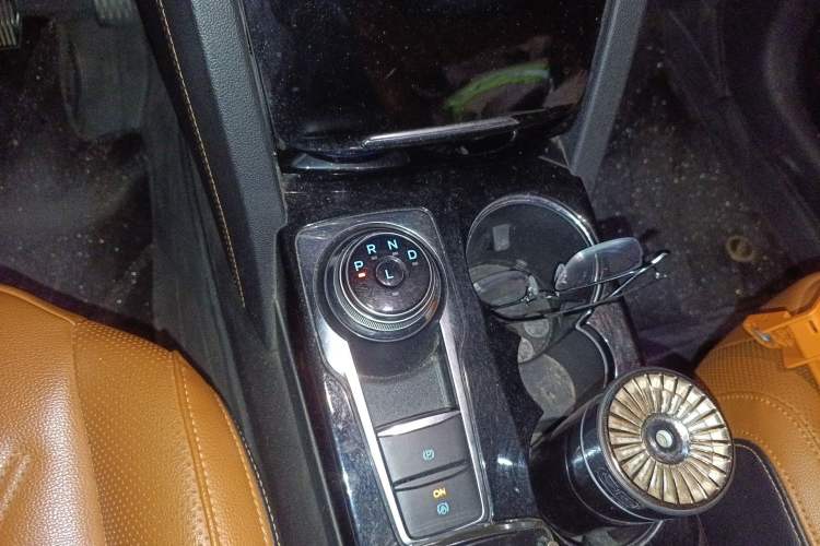 Used Ford Escape 2020 EcoBoost 245 Two-Wheel-Drive Titanium Edition
