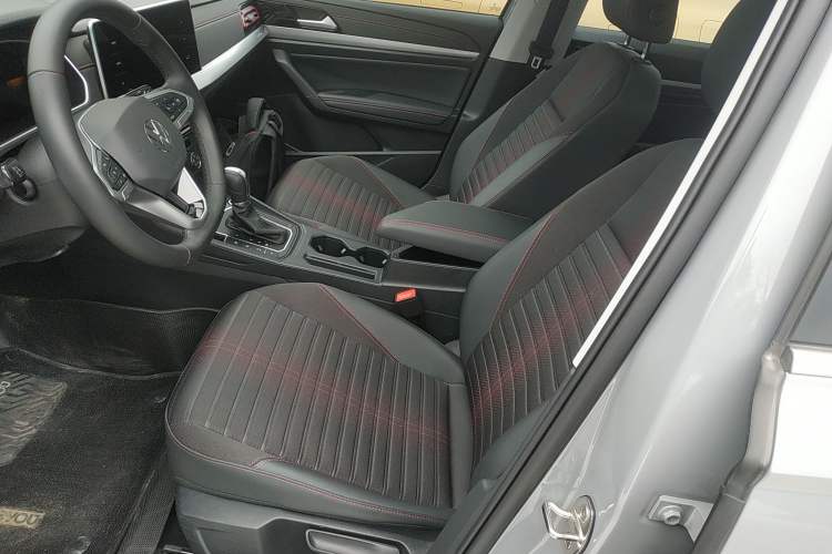 Used Volkswagen Lavida 2023 300TSI DSG Starry Full-Comfort Edition
