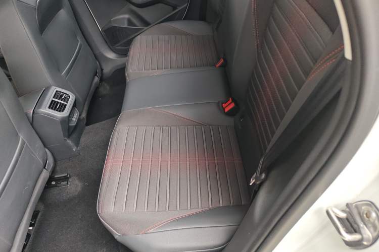 Used Volkswagen Lavida 2023 280TSI DSG Starry Sky Deluxe Edition Left Rear Seat