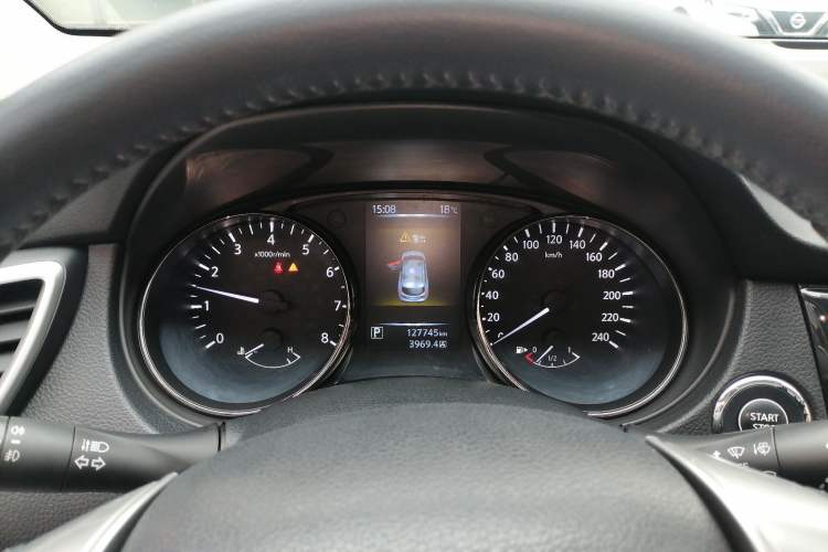 Used Nissan Qashqai 2016 2.0L CVT Luxury Edition Instrument Cluster