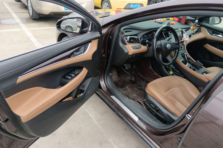 Used Buick LaCrosse 2016 20T Elite Edition Driver Seat