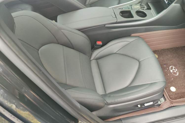 Used Toyota Avalon 2023 2.0L Premium Edition