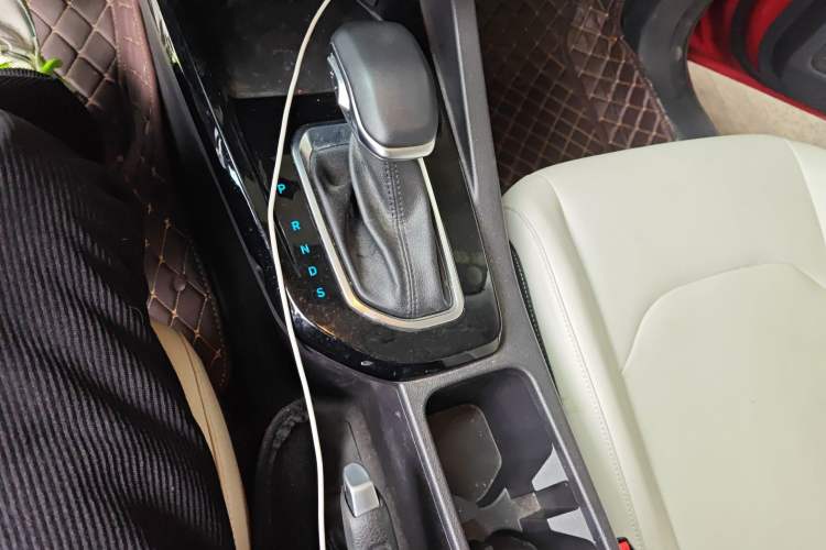 Used Ford Escort 2021 1.5L Automatic Diamond Edition Gear Lever