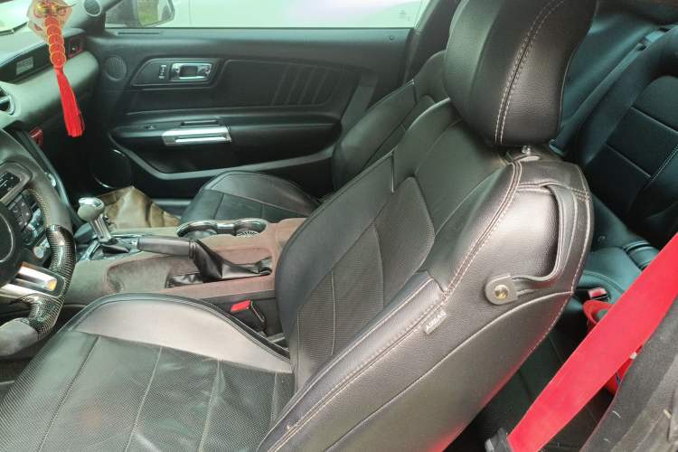 Used Ford Mustang 2015 2.3T Performance Edition
