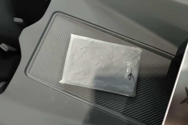 Used XPeng MONA M03 2025 600 with Ultra-Long Range Max Vehicle Key