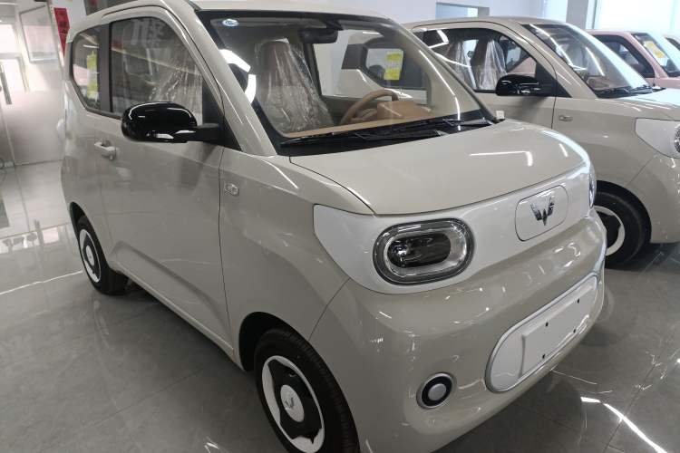Used Wuling Hongguang MINIEV 2024 3rd Generation 215km Youth Edition
