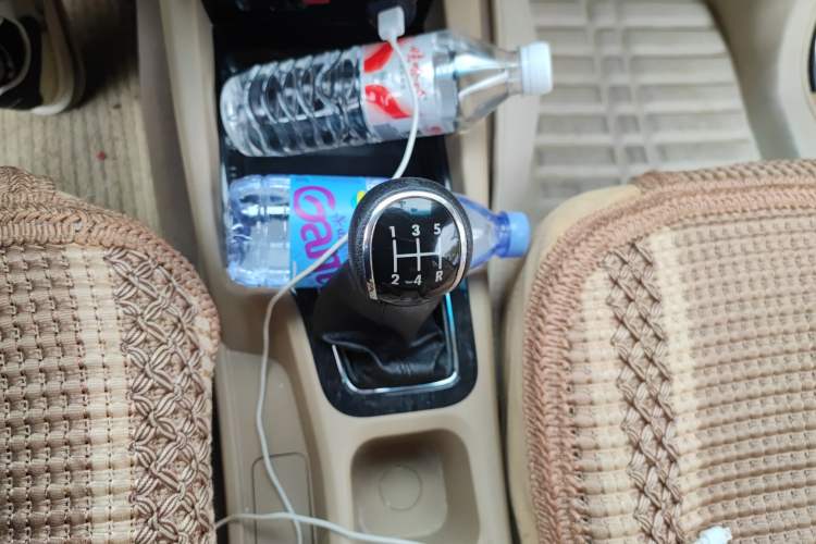 Used Wuling Hongguang 2015 1.5L S1 Comfort China V Standard
