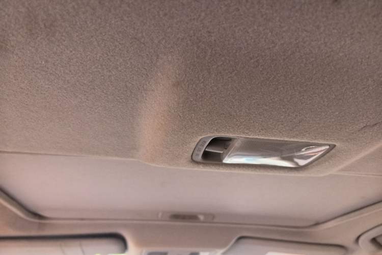 Used Nissan Tiida 2014 1.6L CVT Cool Cafe Edition Headliner