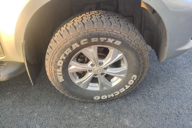 Used Dongfeng Ruichi 6 2021 2.3T Automatic All-Wheel Drive Diesel Luxury Flat-Base Long Cargo Bed M9T Right Front Wheel Hub