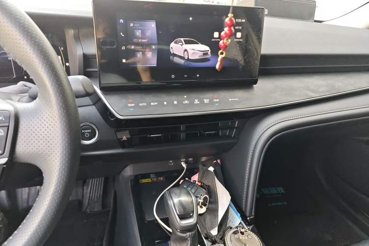 Used Toyota Camry 2025 Dual-Motor 2.0 HG Guanghui Edition
