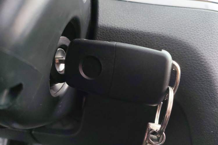 Used Volkswagen Bora 2014 1.6L Automatic Comfort Model Vehicle Key