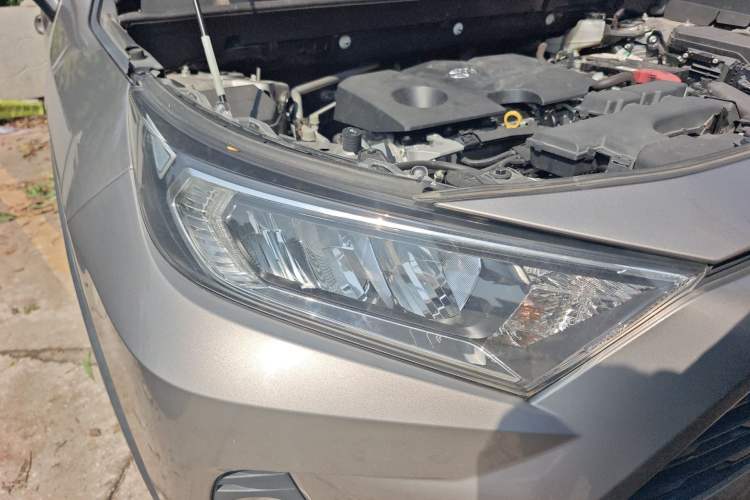 Used Toyota RAV4 2021 2.0L CVT Two-Wheel Drive Fashion PLUS Edition