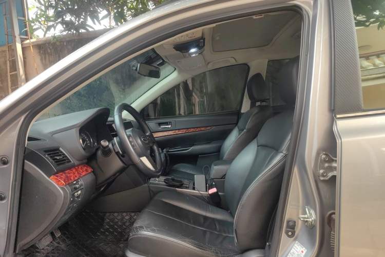 Used Subaru Outback 2011 2.5i Luxury Edition
