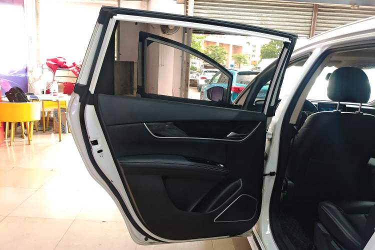 Used BYD Song MAX 2019 1.5T Automatic Smart Connect Ruiyi Sunroof Version 6 Seats China VI Standard
