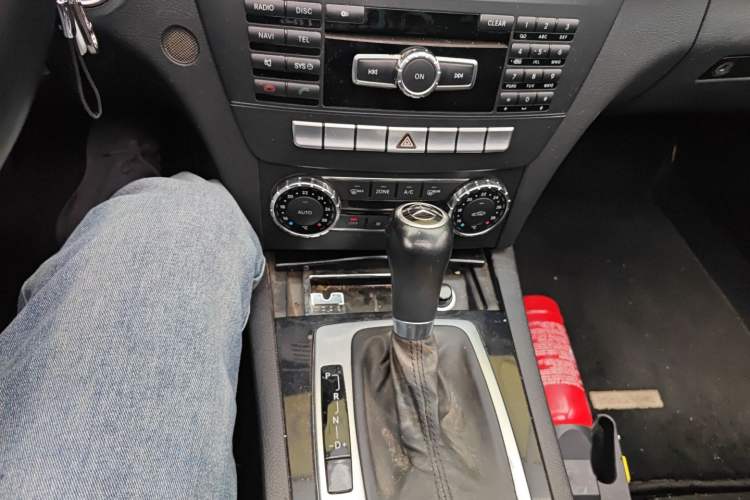 Used Mercedes-Benz C-Class 2013 C 180 CGI Classic Gear Lever