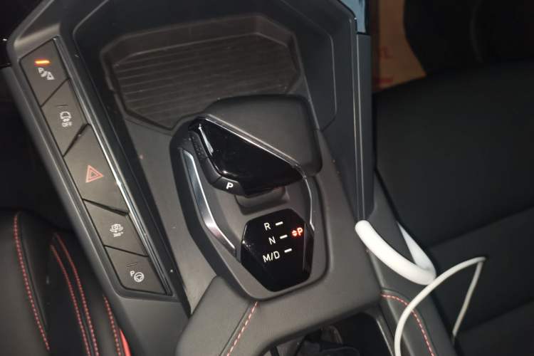 Used Lynk & Co 06 2023 Remix 1.5T Dynamic Halo