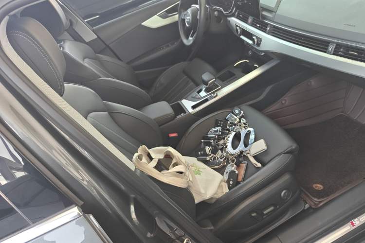 Used Audi A4L 2020 40 TFSI Fashion Dynamic Model
