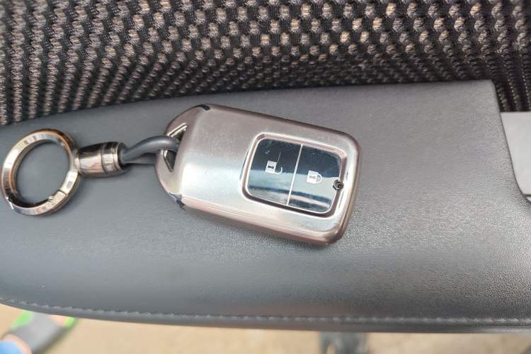 Used Honda XR-V 2017 1.8L EXi CVT Comfort Version
