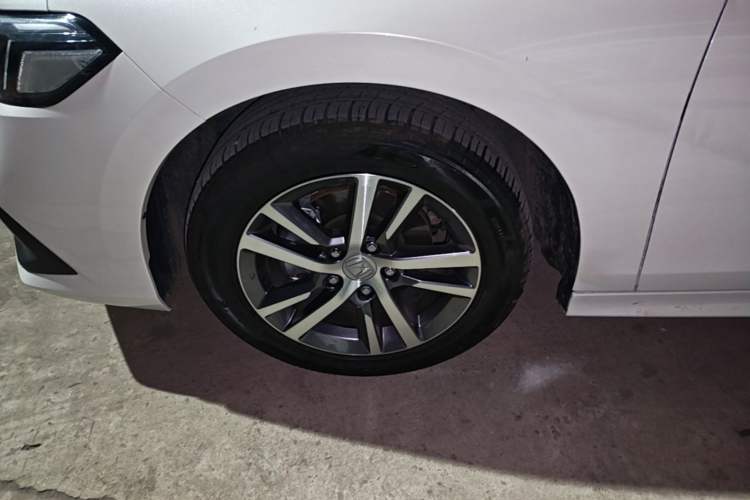 Used Honda Civic 2023 240TURBO CVT Dynamic · Center Stage Special Edition