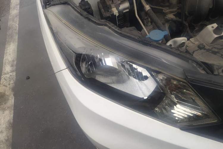 Used Honda Vezel 2015 1.5L CVT two-wheel drive Comfort trim Exterior 6