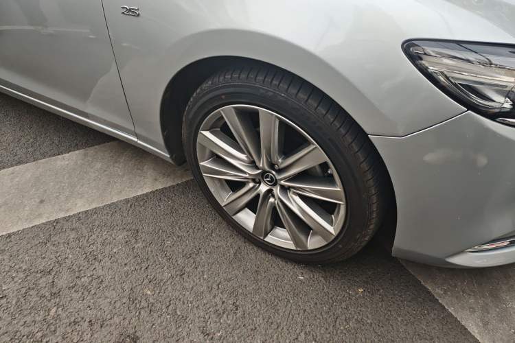 Used Mazda Atenza 2020 2.5L Sky Blue Prestige Edition Right Front Wheel Hub