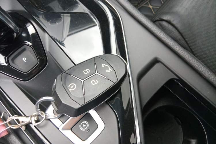 Used Lynk & Co 02 2018 1.5T DCT Two-Wheel Drive Sporty Version China V Standard