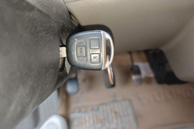 Used Wuling Rongguang 2011 1.2L Standard Version
