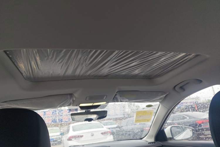 Used Roewe i5 2026 Model 1.5L CVT Luxury Version