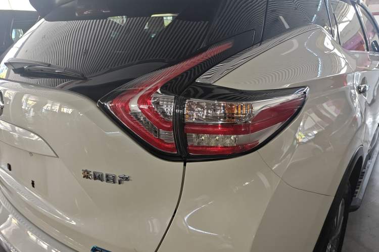 Used Nissan Murano 2015 2.5L XL Two-Wheel Drive Smart Edition