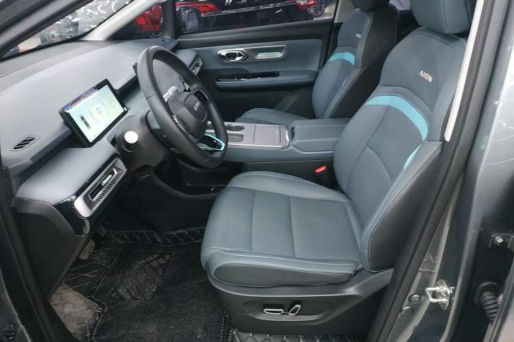 Used AION Y 2023 Plus 510 Smart Edition