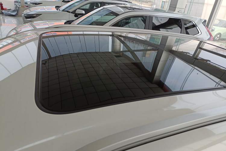 Used Bestune T77 2021 PRO 280 TID Custom Edition Roof