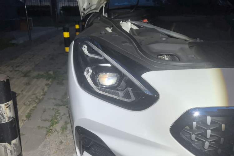 Used BMW Z4 2022 sDrive 25i M Sport Package Right Front Headlight