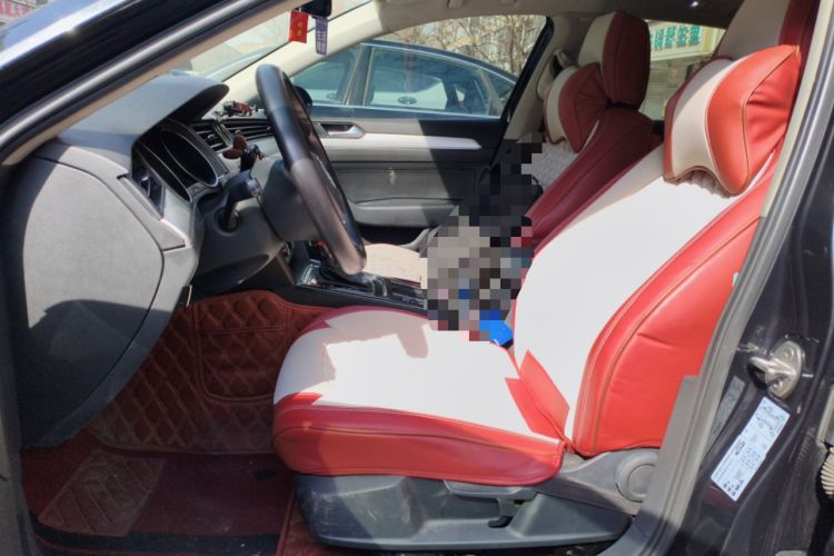 Used Volkswagen Magotan 2019 280TSI DSG Comfort Model China VI Standard Left Front Seat