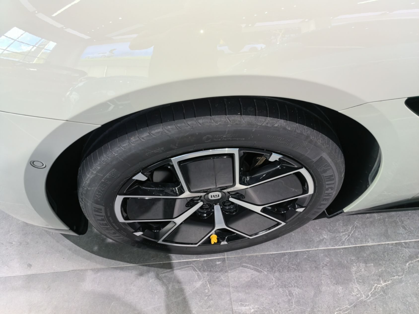 Xiaomi Auto SU7 2024 Rear-Drive Long-Range Intelligent Driving Version — снимка 10