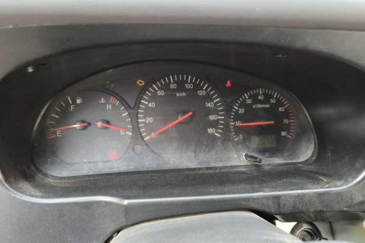 Used Jinbei Hiace 2016 2.0L Express Series Standard Version V19