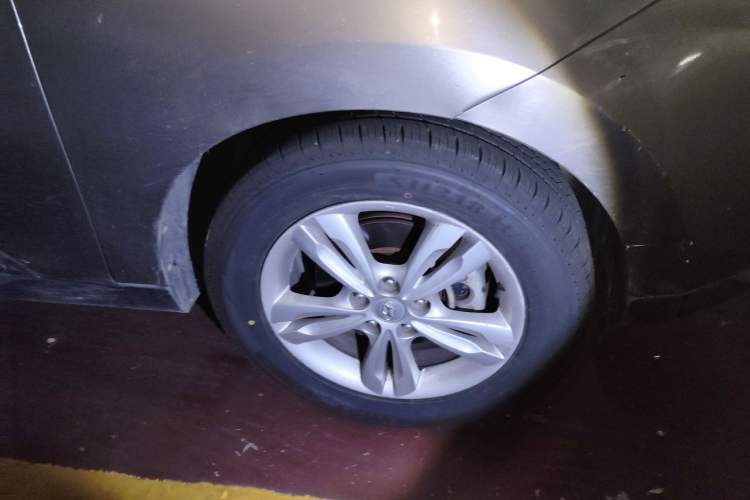 Used Hyundai ix35 2010 2.4L Automatic 2WD Prestige GLS Trim
