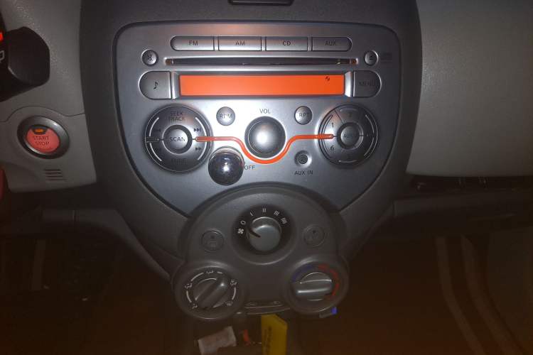 Used Nissan March 2010 1.5L Automatic Easy-Drive Version
