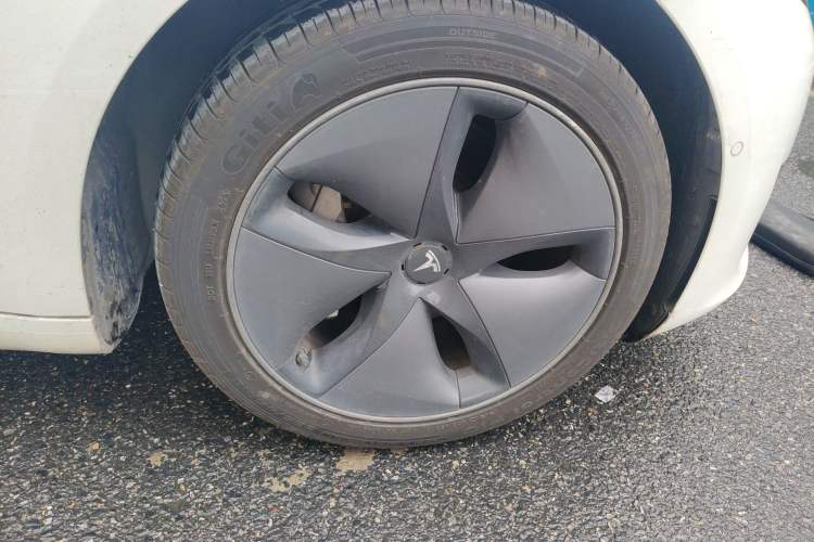 Used Tesla Model 3 2019 Standard Range Rear-Drive Upgraded Version
