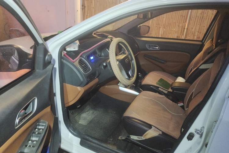 Used Geely Auto Diamond 2016 1.5L Manual Entry-Level Trim