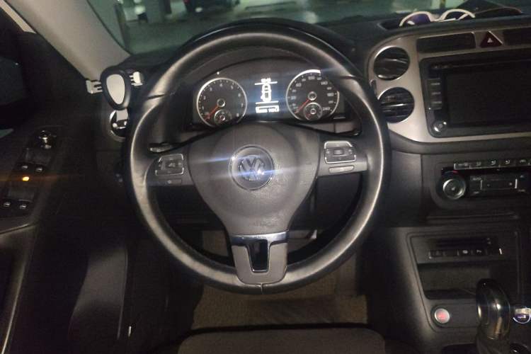 Used Volkswagen Tiguan 2012 2.0 TSI Automatic All-Wheel Drive Flagship Edition
