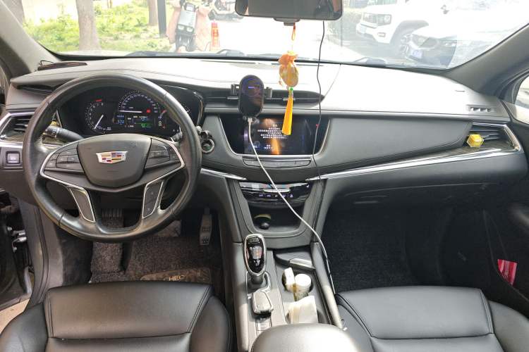 Used Cadillac XT5 2018 28E Four-Wheel Drive Tech Version