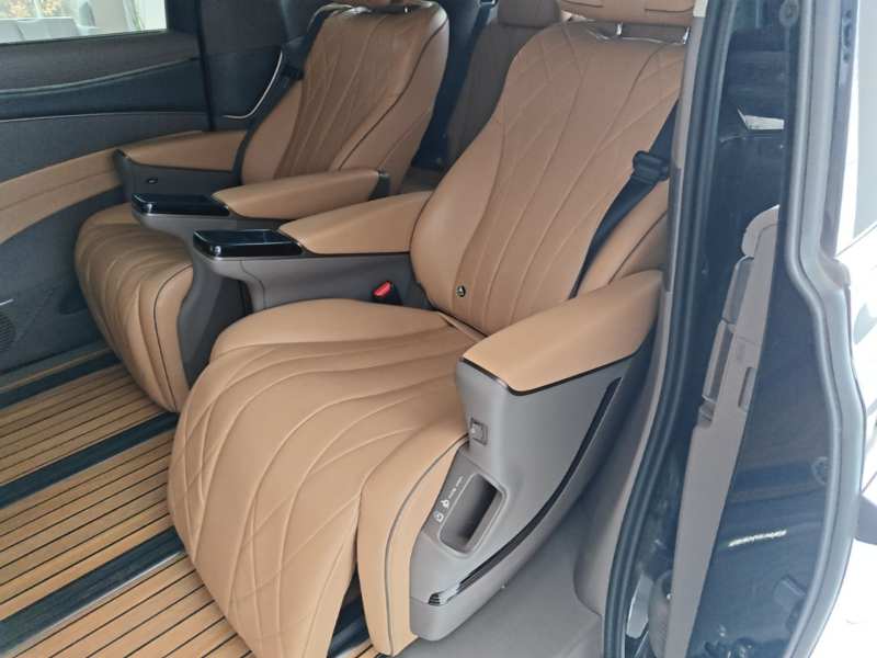 Used Denza D9 2022 DM-i 970 Four-Wheel Drive Flagship Model — 16
