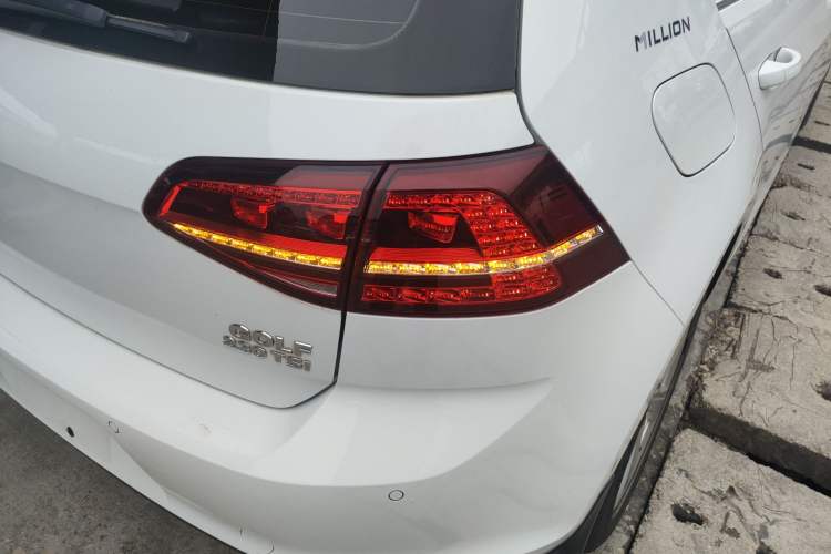 Used Volkswagen Golf 2017 230TSI Automatic Comfort Edition – Celebrating Milestone of One Million Units