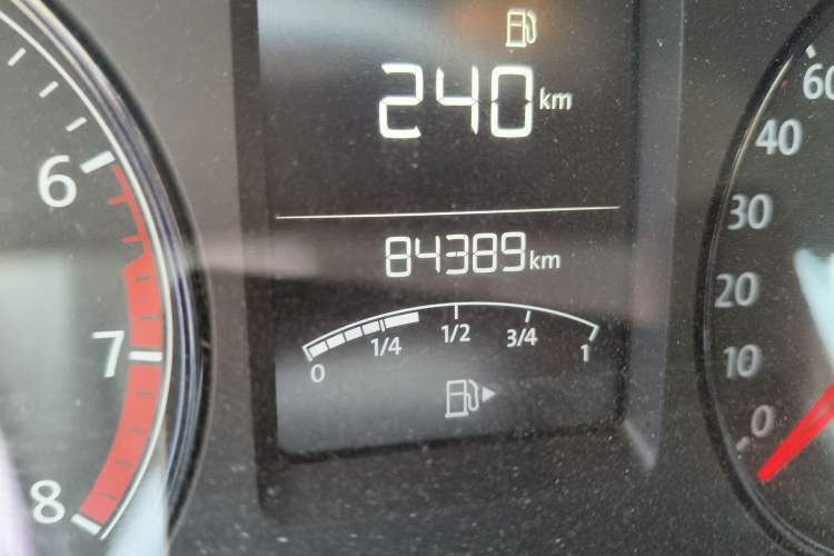 Used Volkswagen Lavida 2013 Revised Classic 1.6L Automatic Fashion Edition