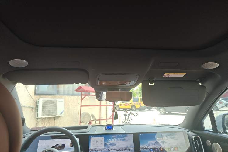 Used Hima AITO M9 2024 Range-Extended Ultra Version 42 kWh 6-Seater Model
