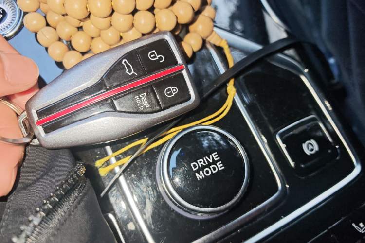 Used Hongqi HS5 2022 Revised Version 2.0T Smart Connect Flagship Edition