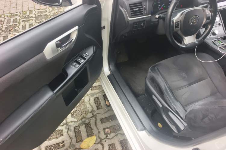 Used Lexus CT 2012 CT200h Elite Edition
