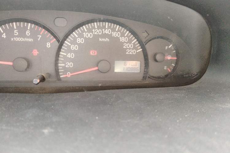 Used Geely Auto Diamond 2013 1.5L Manual Elite Model Odometer Close Up